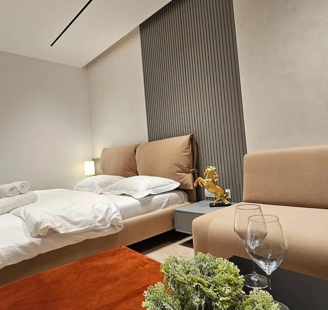 Center Apartment Easy_Luxury Tirana
